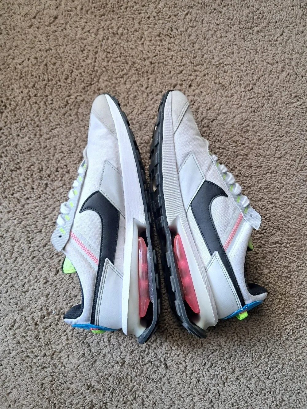 Nike Air Max Pre Day Shoes Men's 11 White Pure Platinum Volt Sneakers DZ4399-100